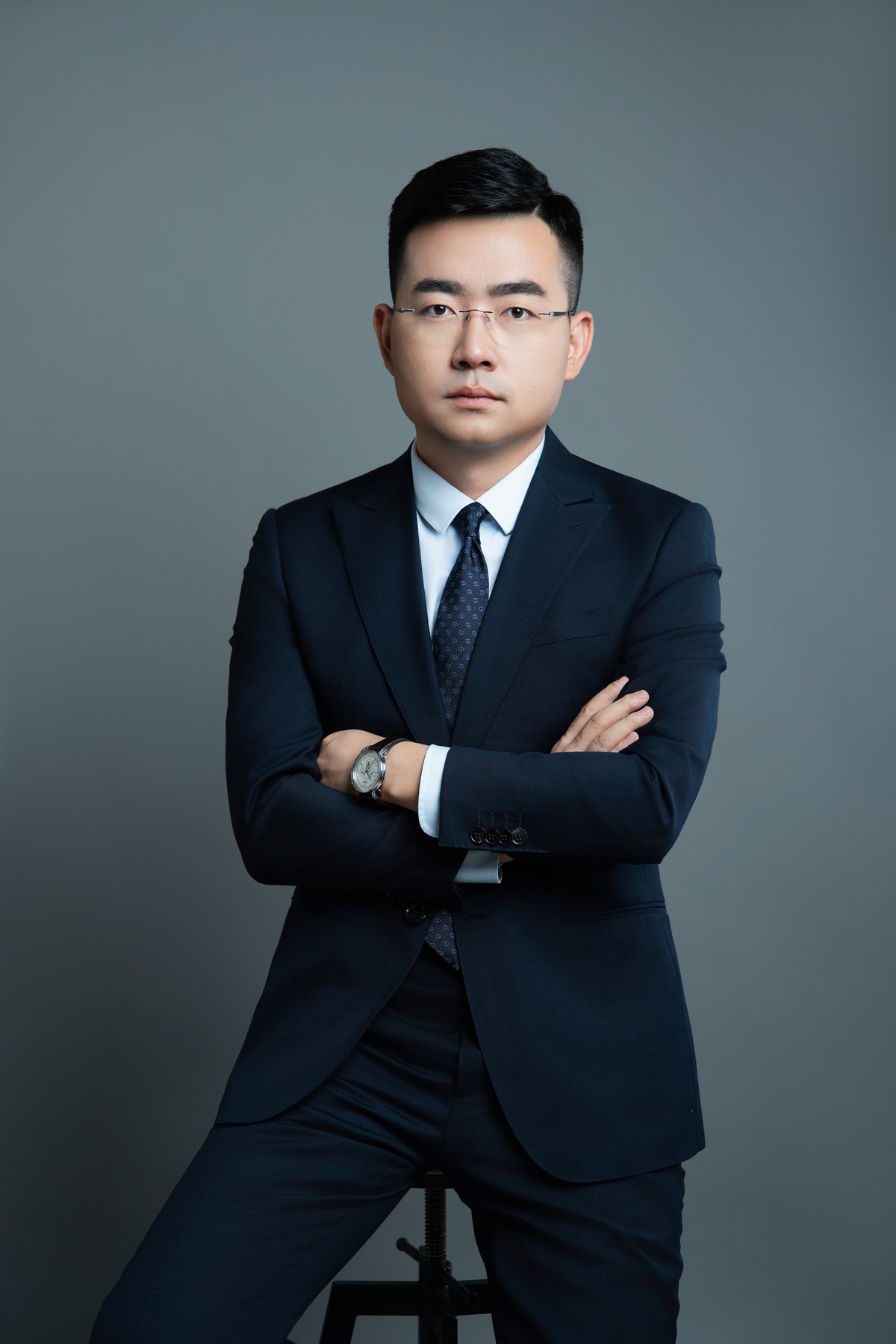 杨哲律师职业形象照